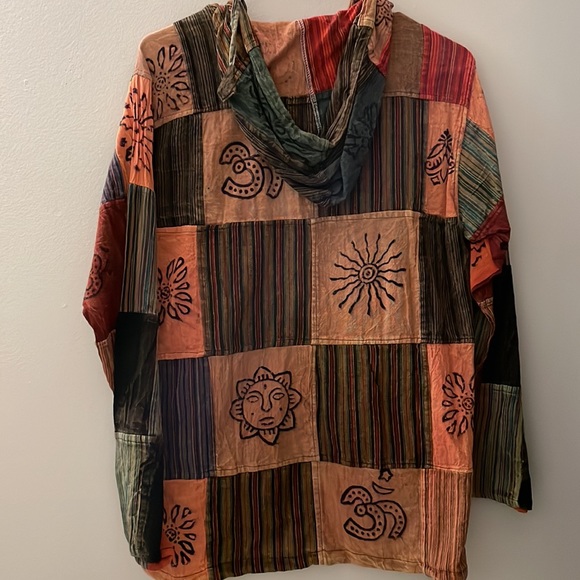 Really cute long sleeve - Picture 3 of 3